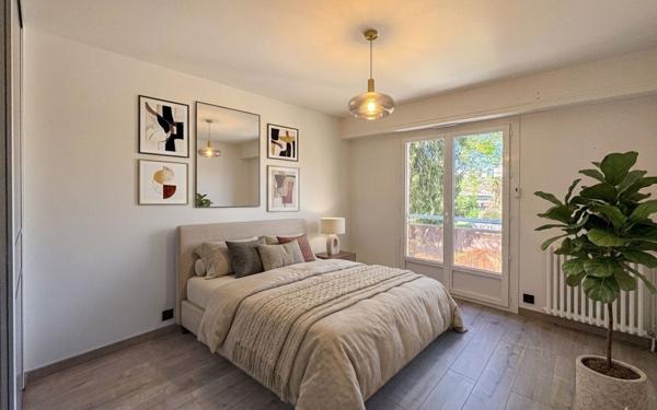 Appartement à vendre    4 pièces • 102,83 m2 Pau