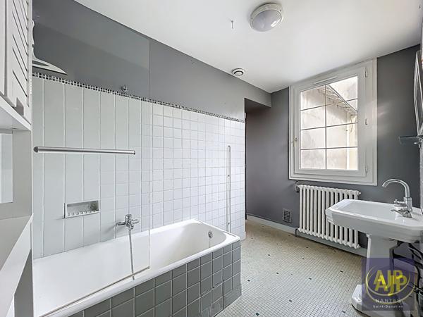 Vente maison Nantes : 369 500 € - AJP Immobilier Nantes Saint-Donatien