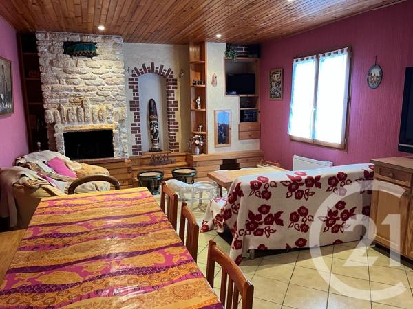 Maison à vendre  4 pièces - 78,75 m 2   LE CHATEAU D OLERON  - 17