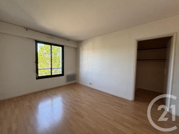 Appartement T4 à vendre  4 pièces - 93 m 2   LE BOUSCAT  - 33