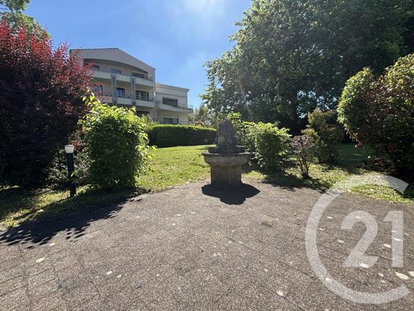 Appartement T4 à vendre  4 pièces - 93 m 2   LE BOUSCAT  - 33