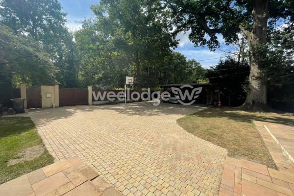 Maison à vendre 8 pièces de 216 m² à Sucy-en-Brie