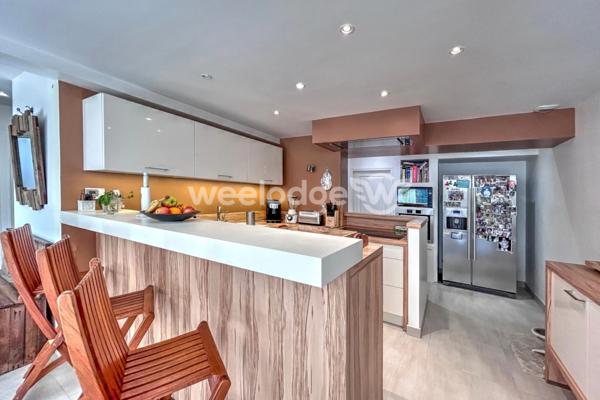 Maison à vendre 8 pièces de 216 m² à Sucy-en-Brie