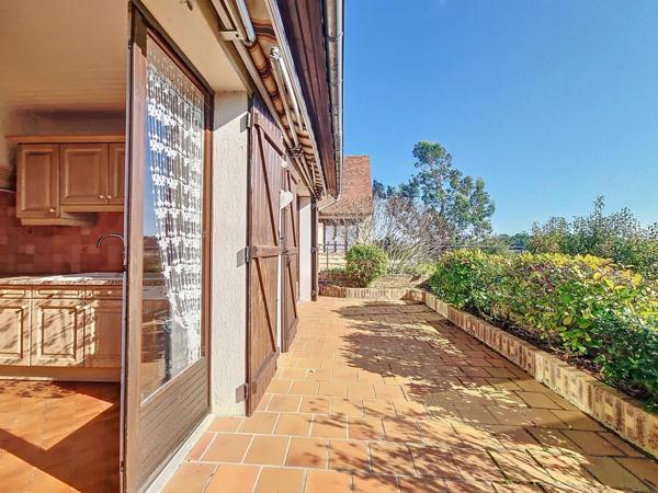 Maison 5 chambres sur sous sol total