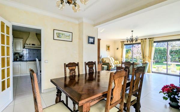 Maison à vendre    5 pièces • 200 m2 Lagny-sur-Marne