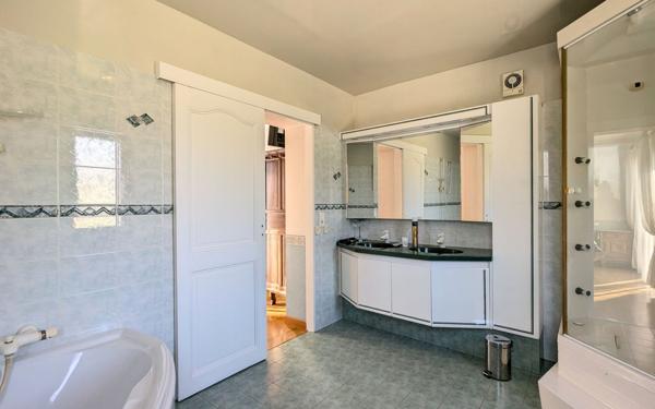 Maison à vendre    5 pièces • 200 m2 Lagny-sur-Marne