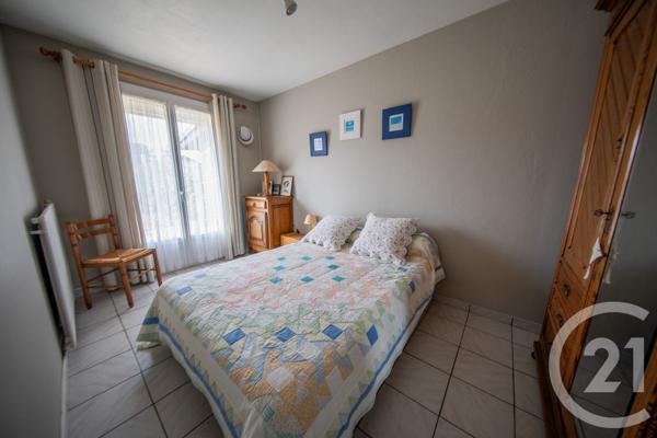 Maison à vendre  4 pièces - 83,86 m 2   ST MEDARD EN JALLES  - 33
