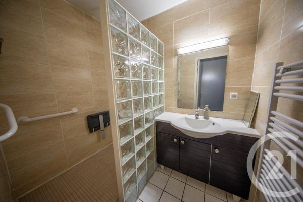 Maison à vendre  4 pièces - 83,86 m 2   ST MEDARD EN JALLES  - 33