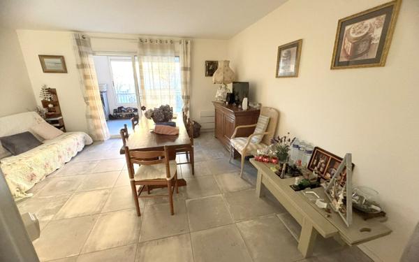 Appartement à vendre    1 pièce •  Villeparisis