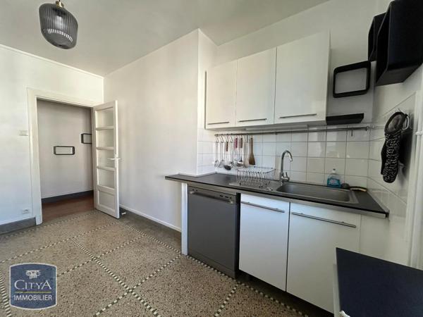 Appartement à louer 2 pièces 57.79m² Clermont-Ferrand (63000)