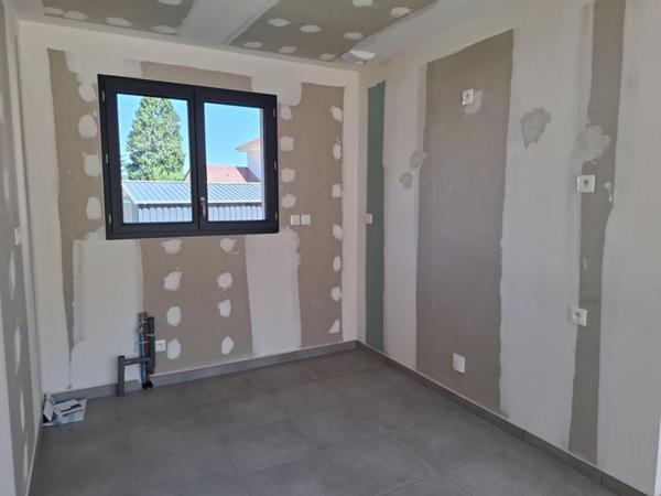 Villa neuve 2025 T4 de 94.37 m² + garage et combles aménageables de 25 m²