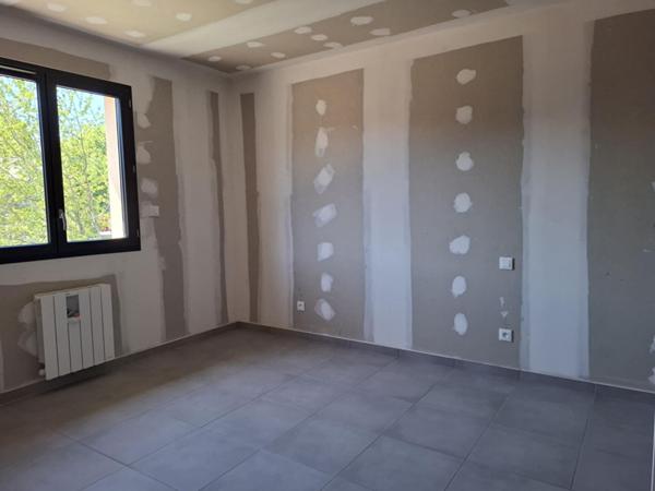 Villa neuve 2025 T4 de 94.37 m² + garage et combles aménageables de 25 m²