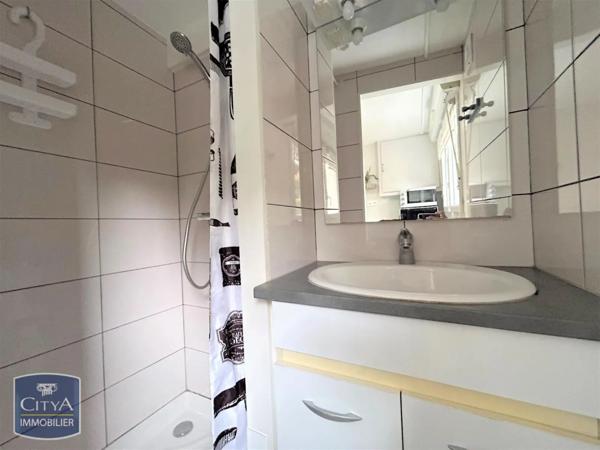 Appartement à louer 1 pièce 14.58m²