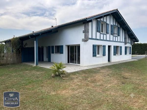 Maison à louer 4 pièces 101.45m² Arcangues (64200)