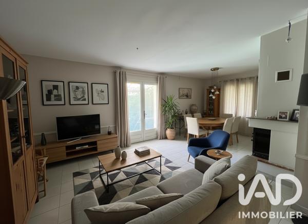 Maison à vendre 5 pièces 165 m² Bagnols-sur-Cèze