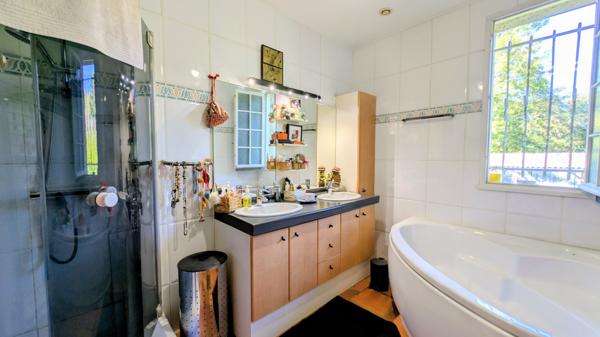 Maison à vendre à Fargues-Saint-Hilaire (33370) - Gironde