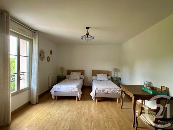 Maison à vendre  8 pièces - 218 m2 COULOMMIERS - 77