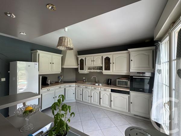 Maison à vendre  8 pièces - 218 m2 COULOMMIERS - 77