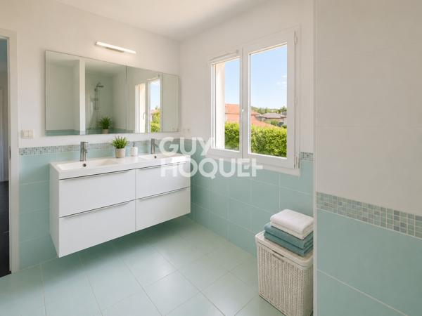 Maison à vendre de 5 pièces de 141 m²