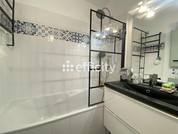 Appartement
         3 pièces
        - 69 m² Exclusivité 239 900 € *