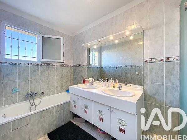 Maison à vendre 4 pièces 91 m² Roquebrune-sur-Argens