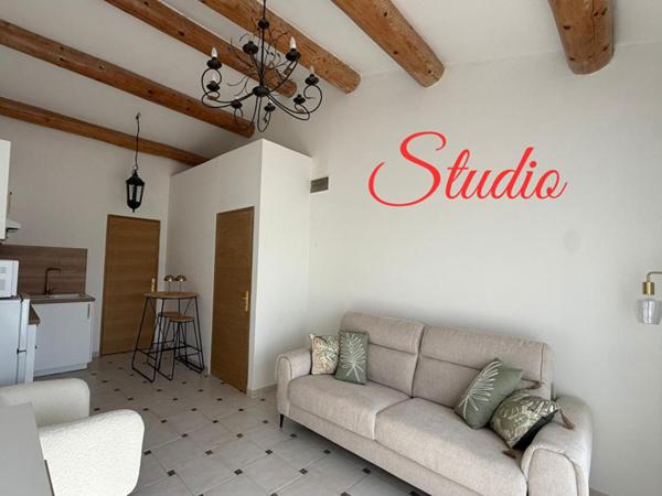 Maison de plain pied avec piscine