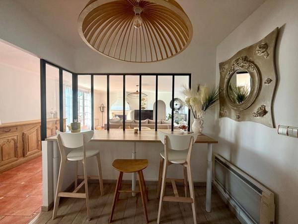 Maison de plain pied avec piscine