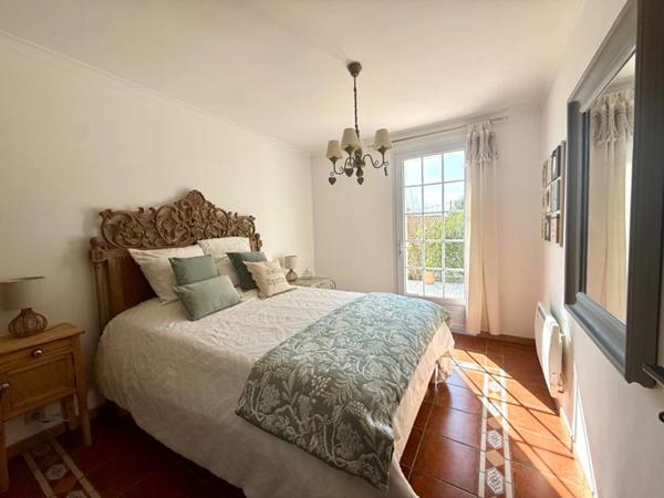 Maison de plain pied avec piscine