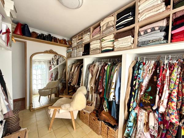 Maison de plain pied avec piscine