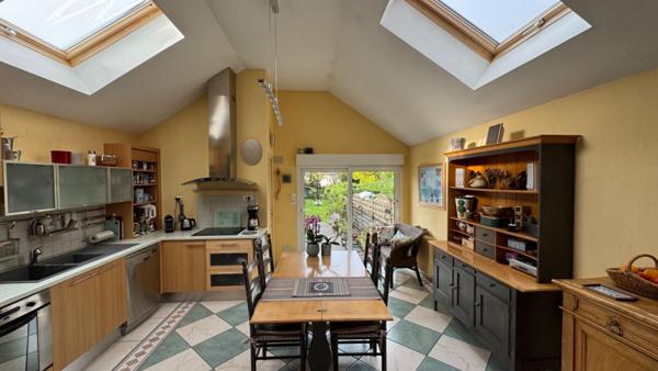 Maison en briques avec jardin exposé plein sud. 4 pièces secteur Abbeville