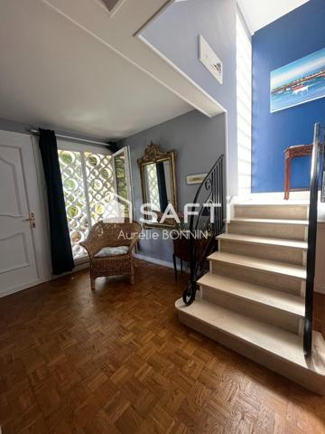 Talence Belle maison rénovée  de 165m² sur une parcelle de 480m² avec garage