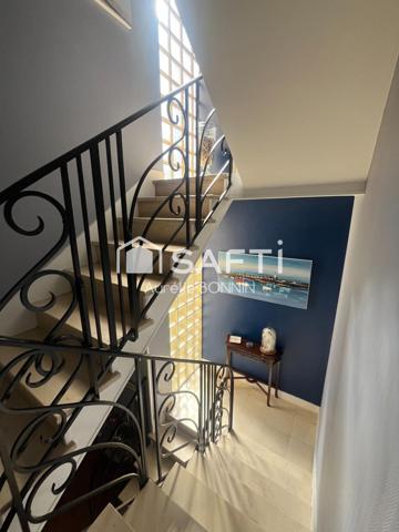 Talence Belle maison rénovée  de 165m² sur une parcelle de 480m² avec garage