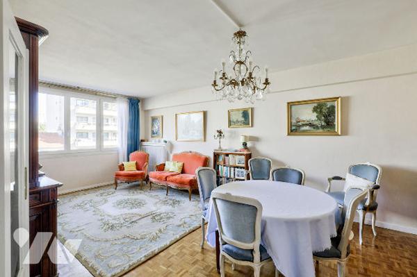 Saint-Mandé : 3 pièces avec balcon et box