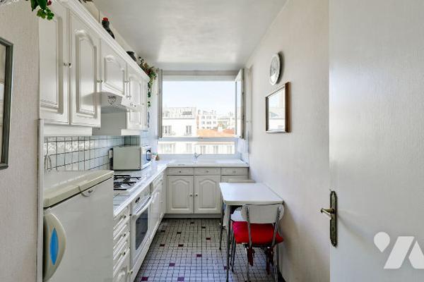 Saint-Mandé : 3 pièces avec balcon et box