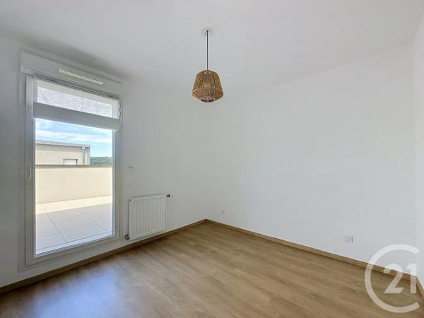Appartement T3 à vendre  3 pièces - 64,22 m 2   BRIGNAIS  - 69