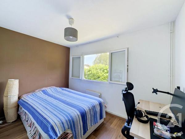Maison à vendre  5 pièces - 116 m 2   ST PRIEST  - 69