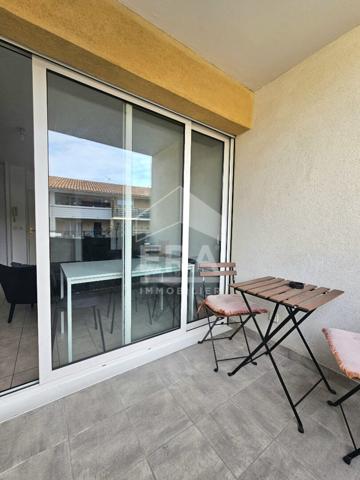 SALON DE PROVENCE - Place Morgan - Appartement T1 de 27m² au 2ème étage avec ascenseur et balcon