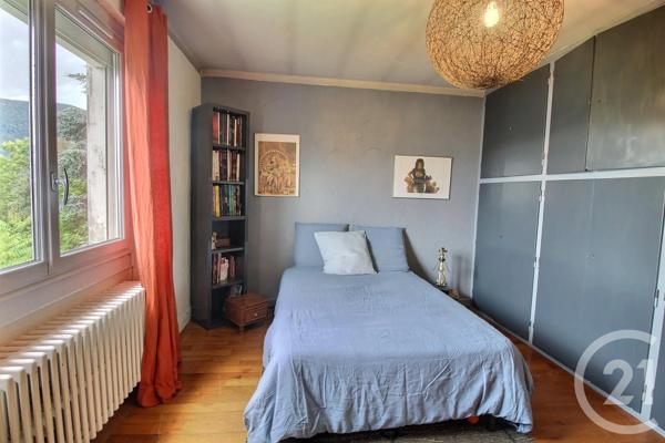 Maison à vendre  8 pièces - 200 m 2   GAILLARD  - 74