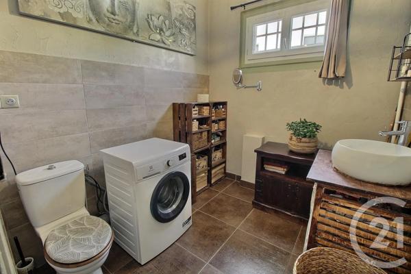 Maison à vendre  8 pièces - 200 m 2   GAILLARD  - 74