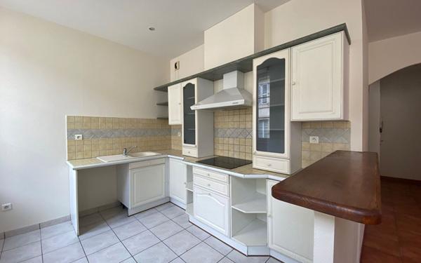 Appartement à louer    3 pièces • 60 m2 Castres