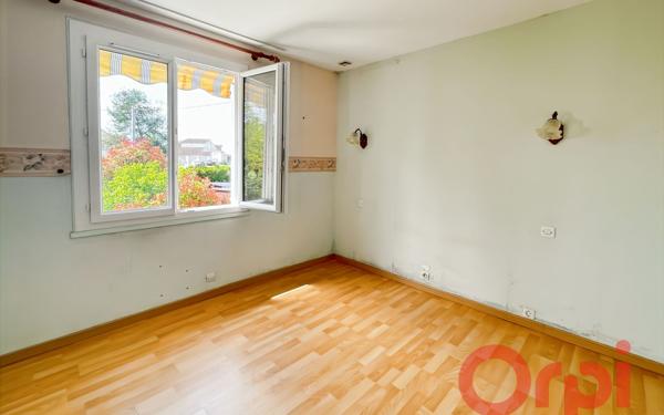 Maison à vendre    4 pièces • 81 m2 Bruère-Allichamps