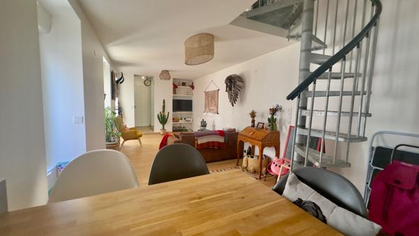 Duplex au coeur de Sèvres €395 000 ** - Référence 487-S