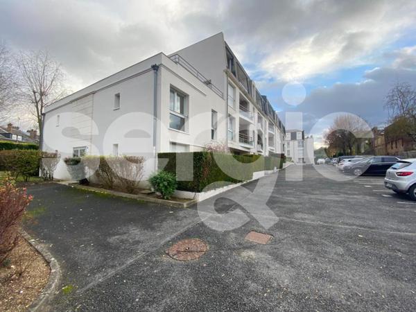 Location 2 Pieces 33 80000 Amiens 25 0033 03 0164