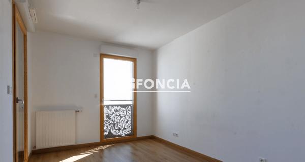 Location Appartement 3 pièces 61.7 m² - Bron 69500