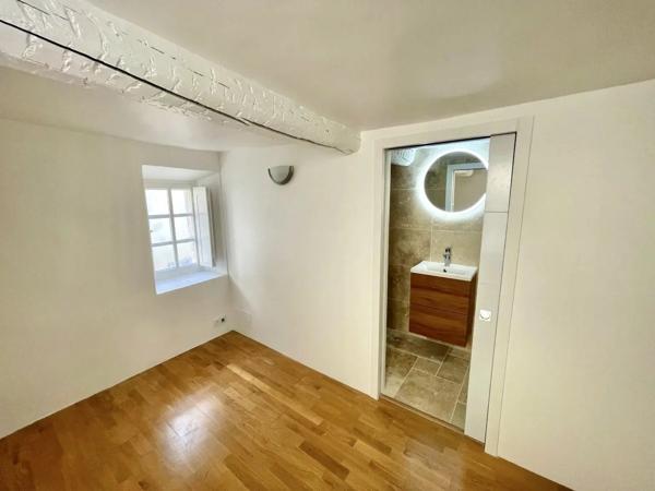 Charmante maison en pierre - Village de Valbonne !