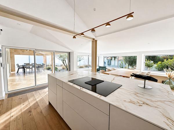 Maison de Standing avec piscine - 5 pièces - Châtelaillon-Plage / Les Boucholeurs €550 000 ** - Référence JH673D4