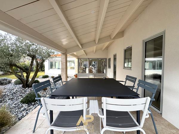 Maison de Standing avec piscine - 5 pièces - Châtelaillon-Plage / Les Boucholeurs €550 000 ** - Référence JH673D4