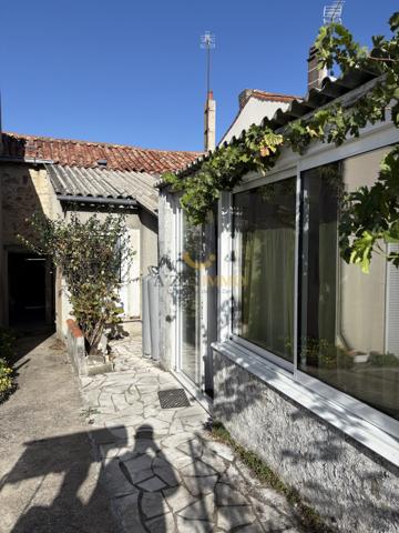 RARE Maison Hyper centre de BRESSUIRE