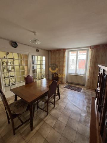 RARE Maison Hyper centre de BRESSUIRE
