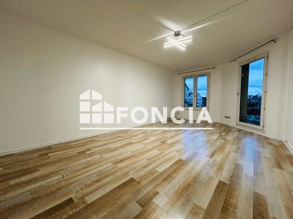 Location Appartement 2 pièces 47.23 m² - 185 RUE D'EPINAY Montmagny 95360